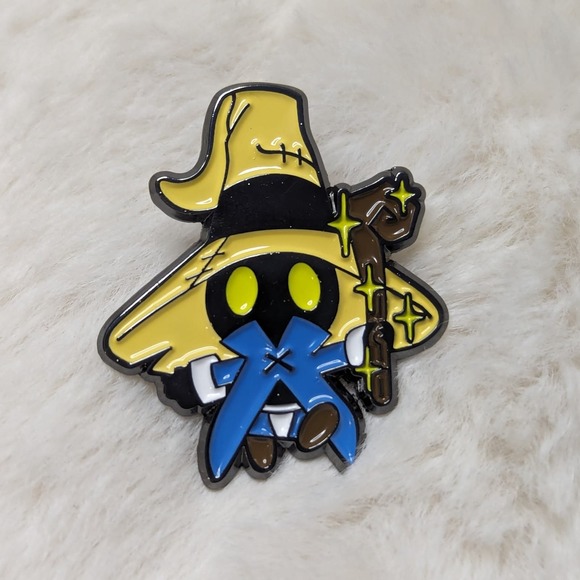 Final Fantasy Vivi Ornitier Pin Enamel Brooch - Picture 1 of 3